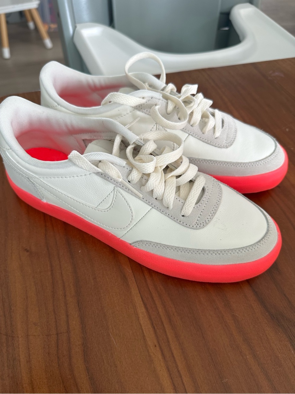 Nike Women's White Sneakers with Neon Pink Sole